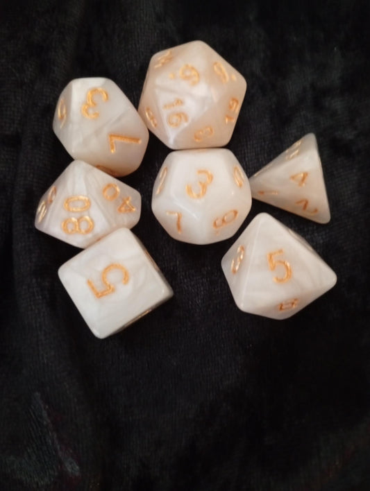Dice set: 7-piece set includes one D4, D6, D8, D10, D12, D20 and D100 D10 Procent