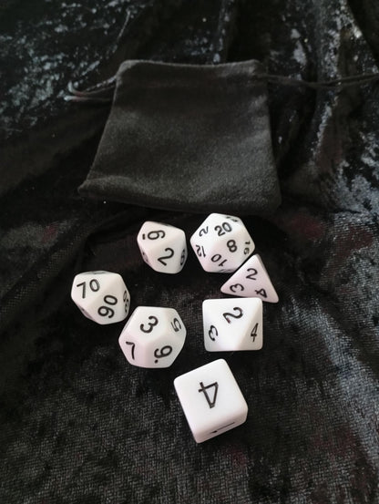 Dice set: 7-piece set/Dice Bag one D4, D6, D8, D10, D12, D20 and D100 D10 Procent