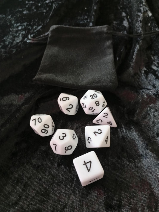 Dice set: 7-piece set/Dice Bag one D4, D6, D8, D10, D12, D20 and D100 D10 Procent