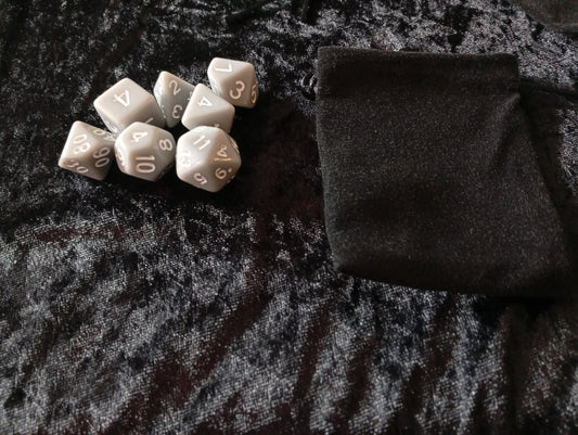Dice set: 7-piece set/Dice Bag one D4, D6, D8, D10, D12, D20 and D100 D10 Procent