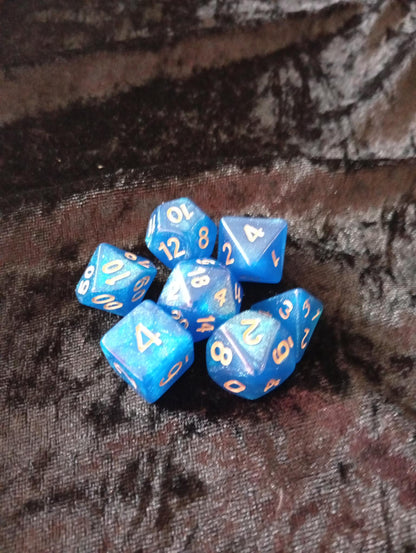 Dice set: 7-piece set includes one D4, D6, D8, D10, D12, D20 and D100 D10 Procent