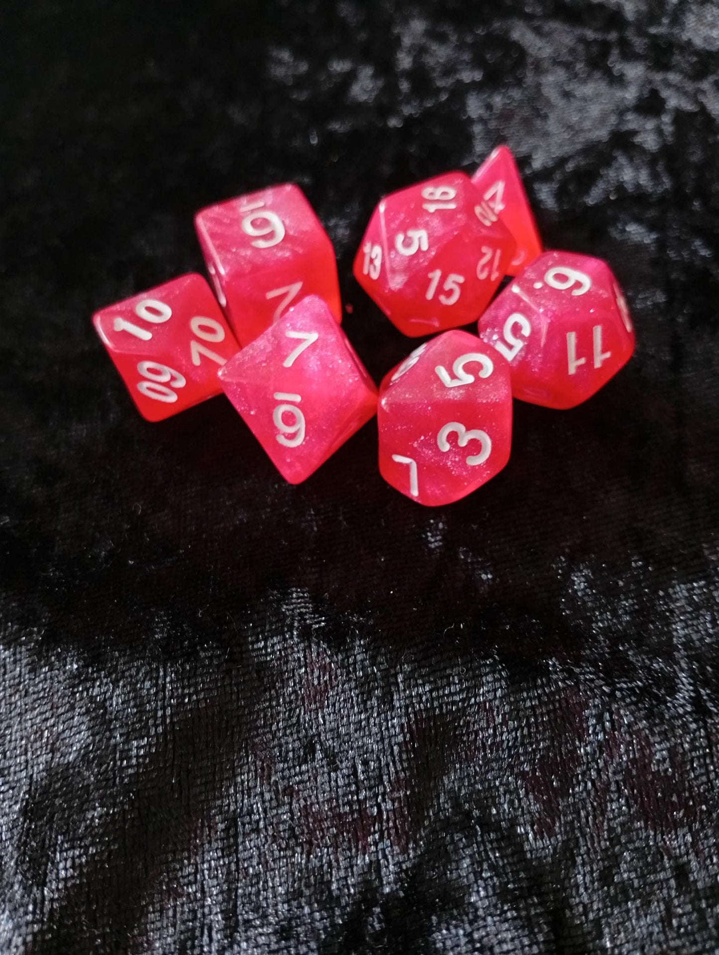 Dice set: 7-piece set includes one D4, D6, D8, D10, D12, D20 and D100 D10 Procent