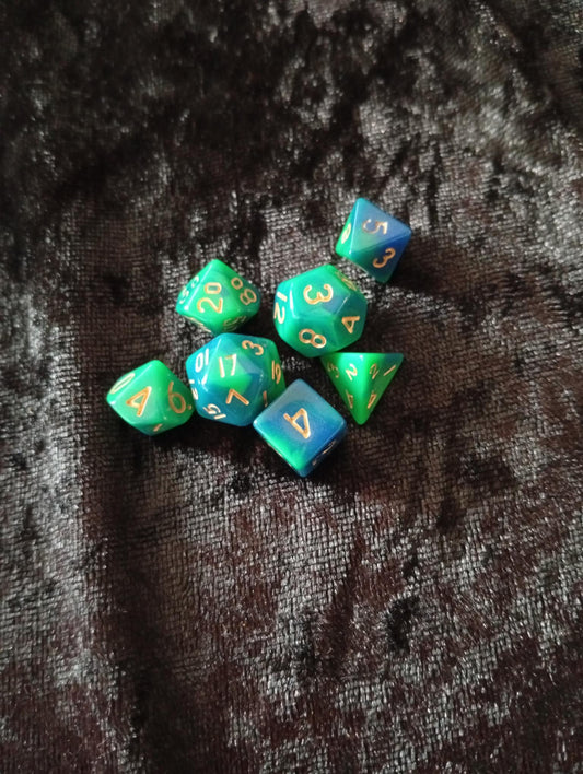 Dice set: 7-piece Mini set includes one D4, D6, D8, D10, D12, D20 and D100 D10 Procent