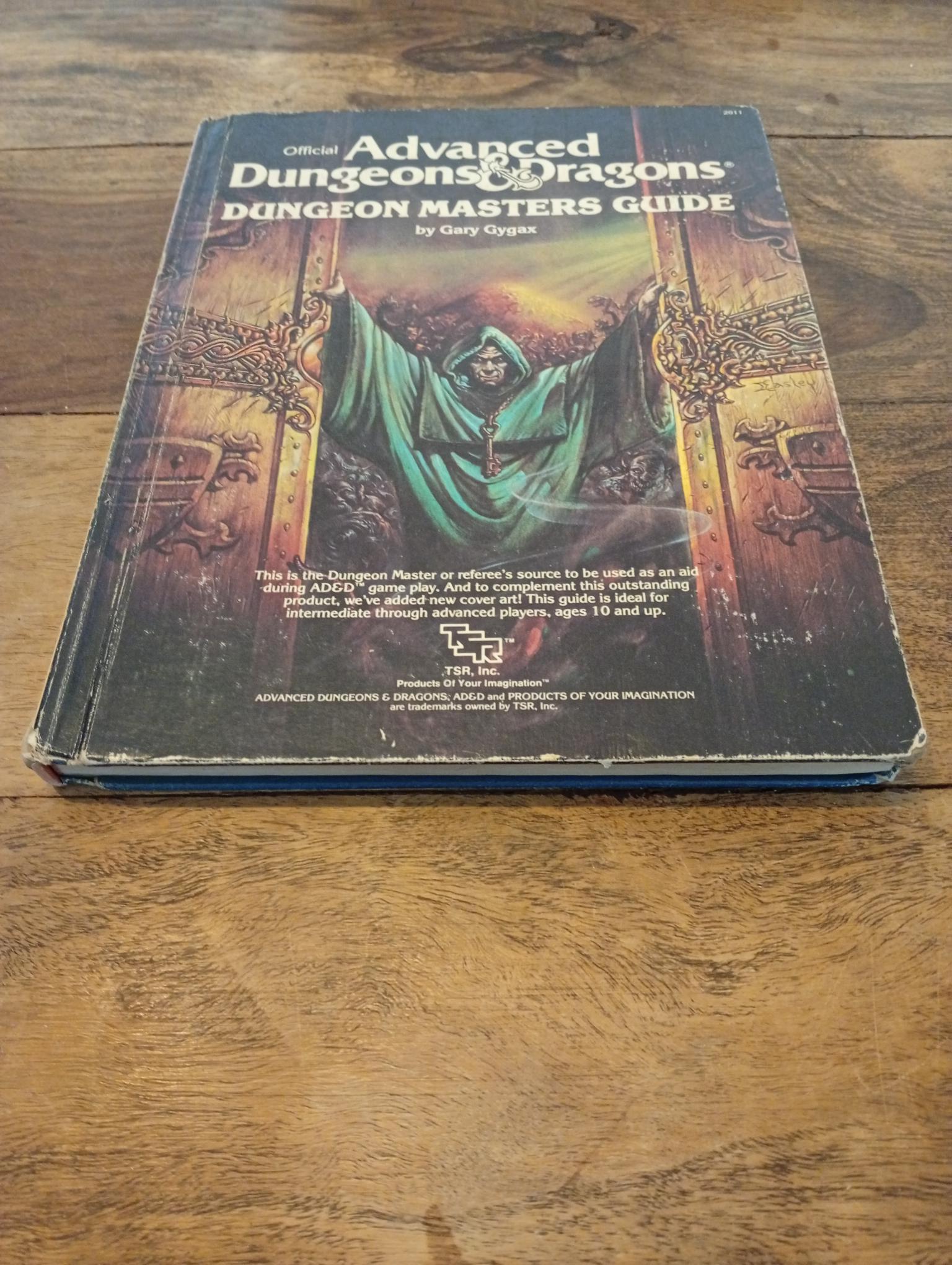 AD&D Dungeon Masters Guide Hardcover 2nd Ed, 1st Printing TSR 2011 AD&D 1979 - AllRoleplaying.com