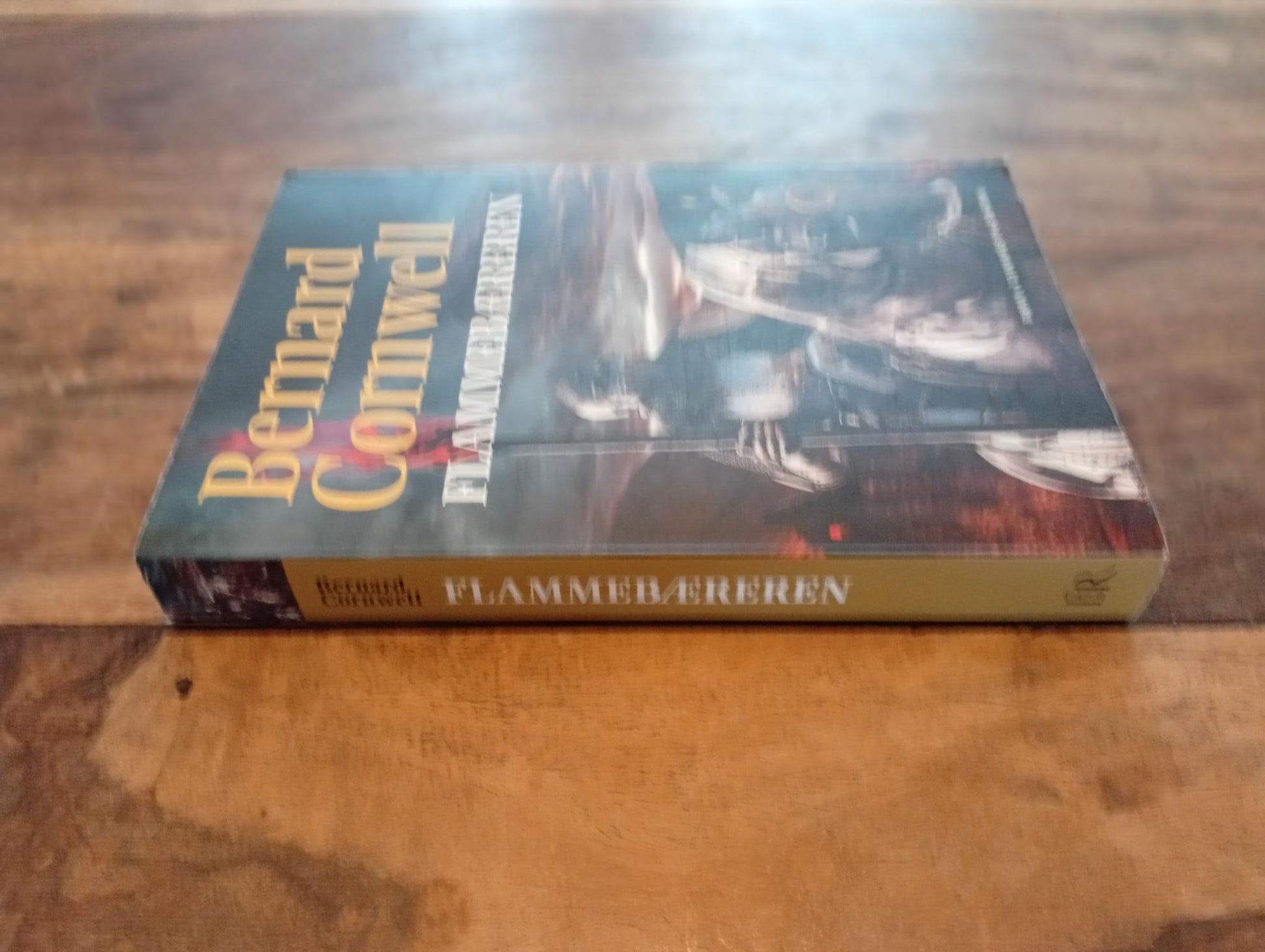 Flammebæreren Det sidste kongerige Del 10 Bernard Cornwell 2019 - AllRoleplaying.com