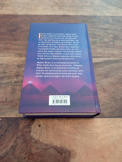Magiens mester Wilbur Smith 2001