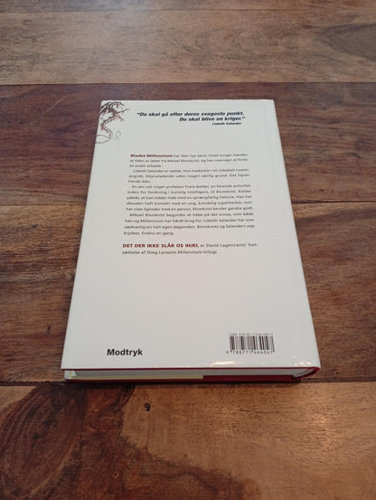 Det der ikke slår os ihjel 4. Bind David Lagercrantz Modtryk 2016