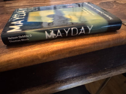 Mayday Nelson DeMille og Thomas Block