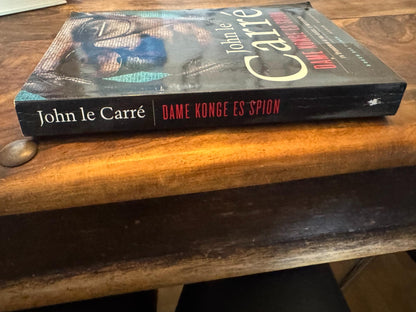 Dame konge es spion John le Carré Rosinante 2017