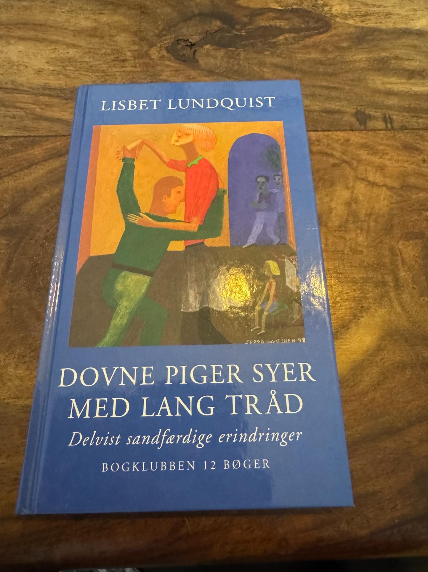 Dovne piger syer med lang tråd Lisbet Lundquist