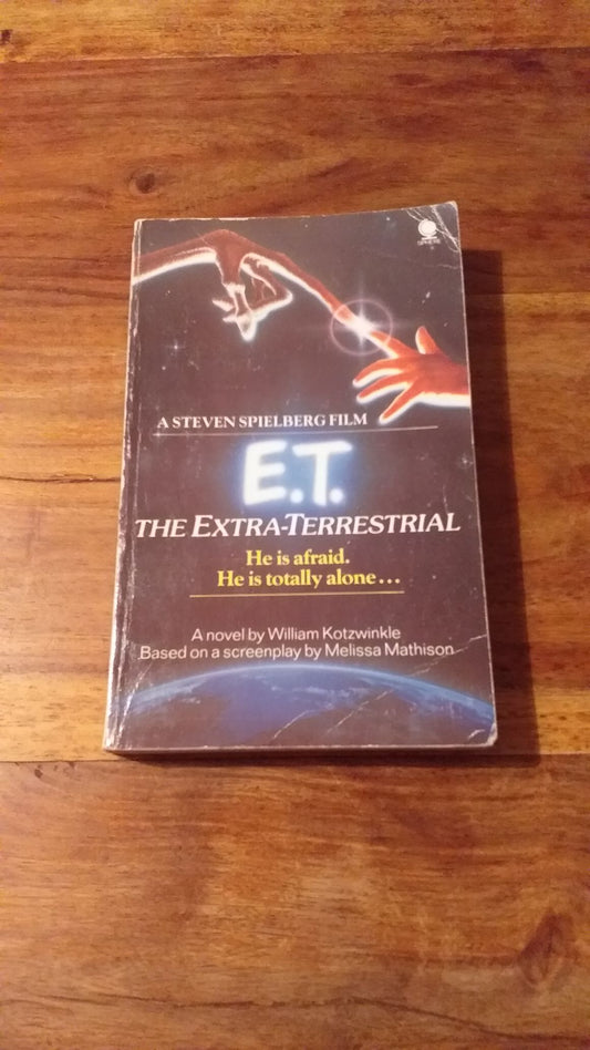 E.T. the Extra Terrestrial by Kotzwinkle, William Paperback