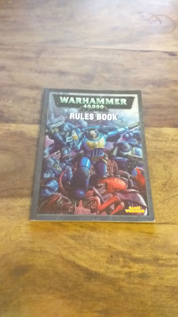 Warhammer 40K RULES BOOK Games Workshop Mini 2004