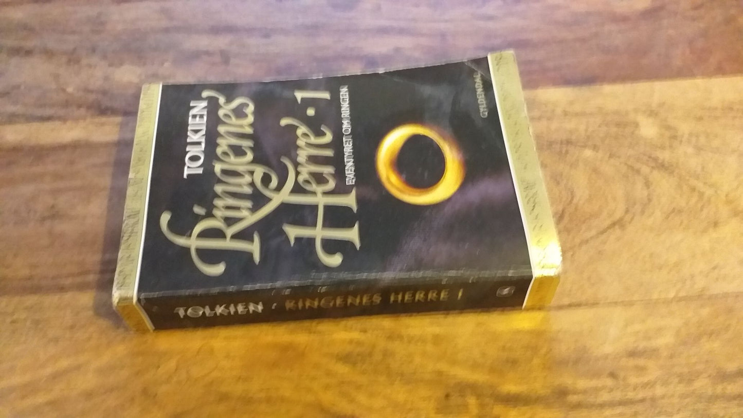 Ringenes Herre Bog 1 Eventyret om ringen J.R.R. Tolkien The Fellowship of the Ring Book 1