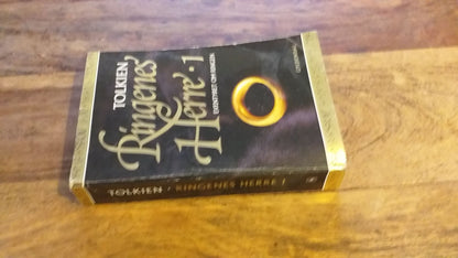 Ringenes Herre #1 Eventyret om ringen J.R.R. Tolkien The Fellowship of the Ring #1