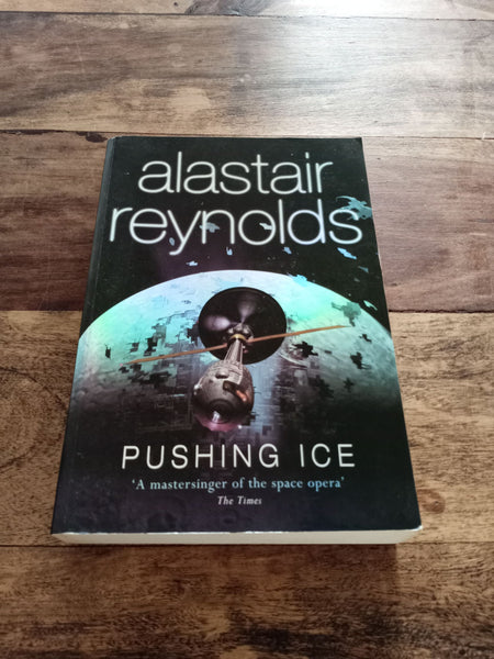 Pushing Ice Alastair Reynolds 2006