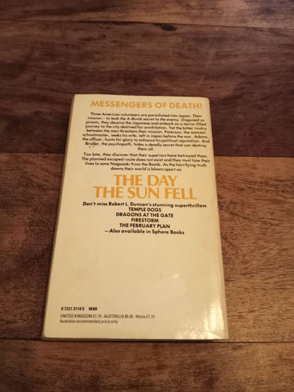The Day The Sun Fell Robert L. Duncan 1981