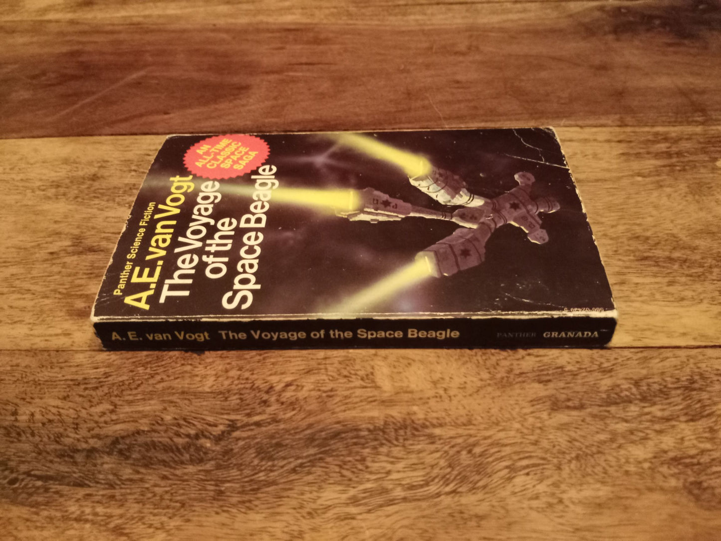 Voyage of the Space Beagle A. E. van Vogt Panther Books 1973