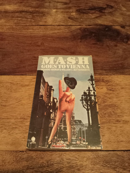 M*A*S*H* Mash #9 Goes To Vienna Richard Hooker William E. Butterworth III 1976