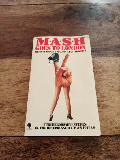 M*A*S*H MASH Goes to London #5 Richard Hooker William E. Butterworth III 1975