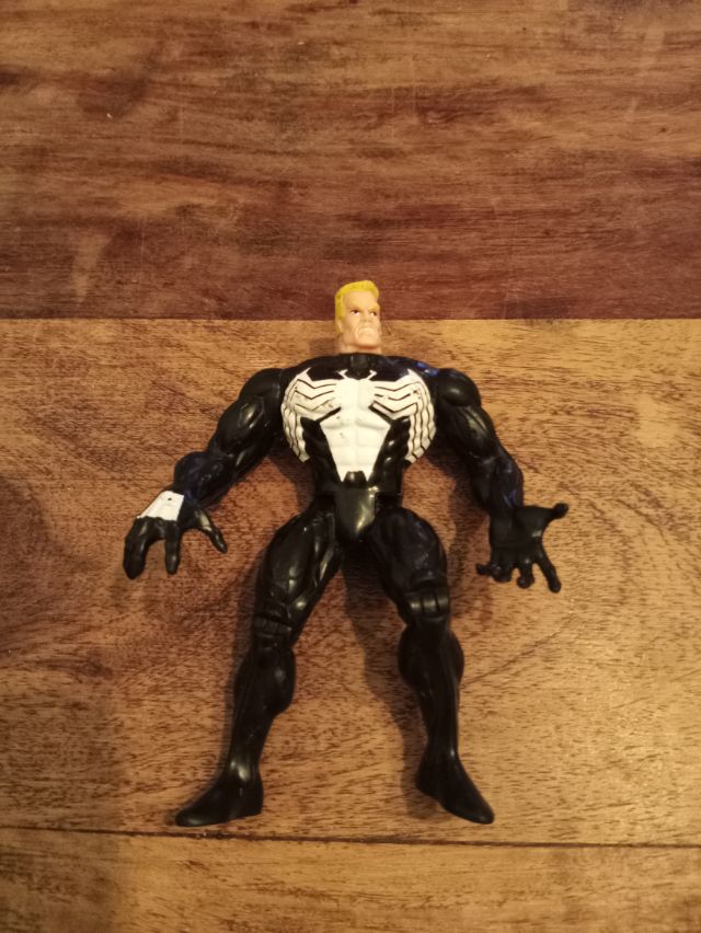 Marvel Venom Unmasked Eddie Brock Action Figure Toy Biz 1995