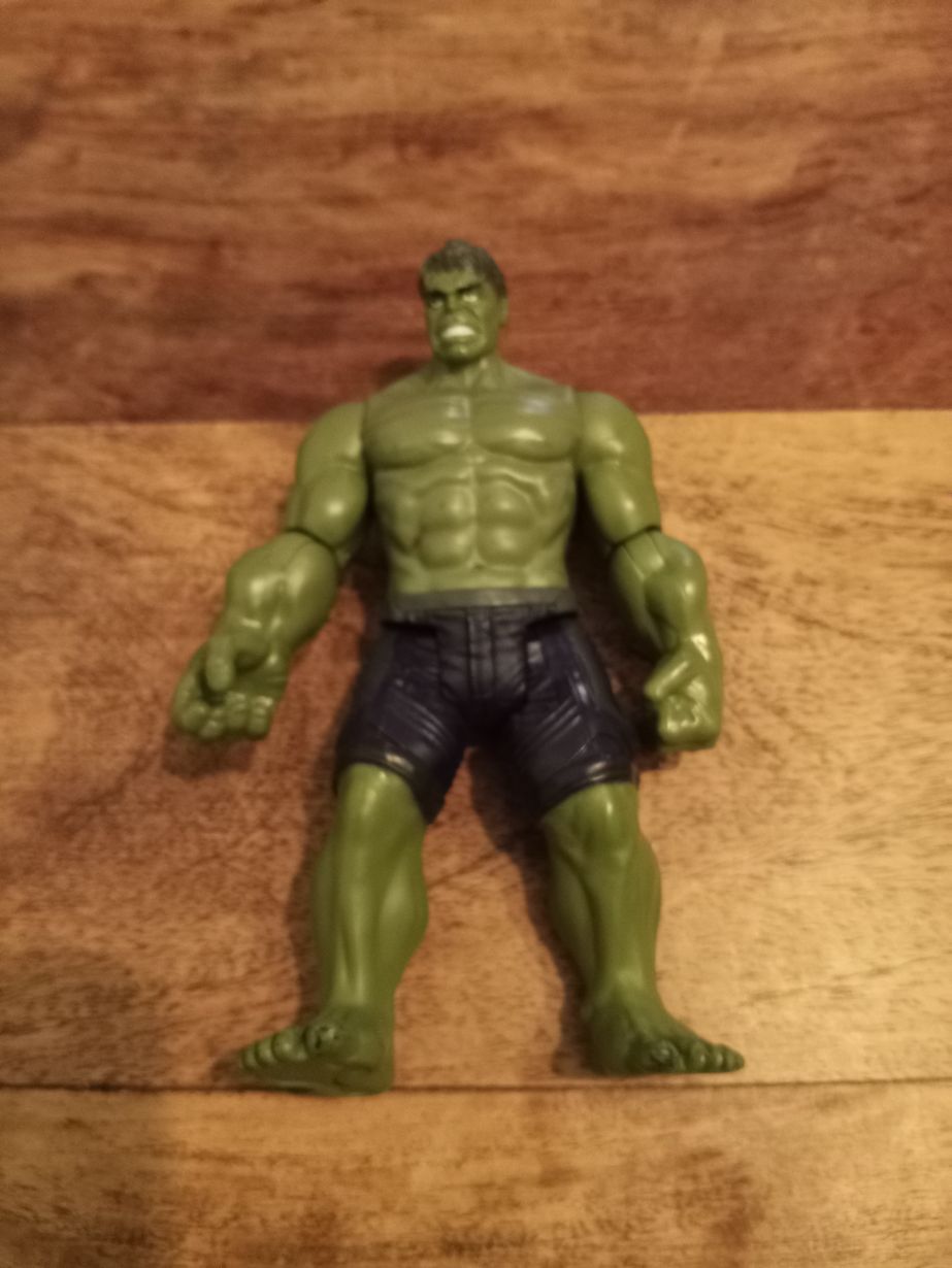 Marvel Avengers INCREDIBLE HULK Loose 6" Action Figure Hasbro 2017