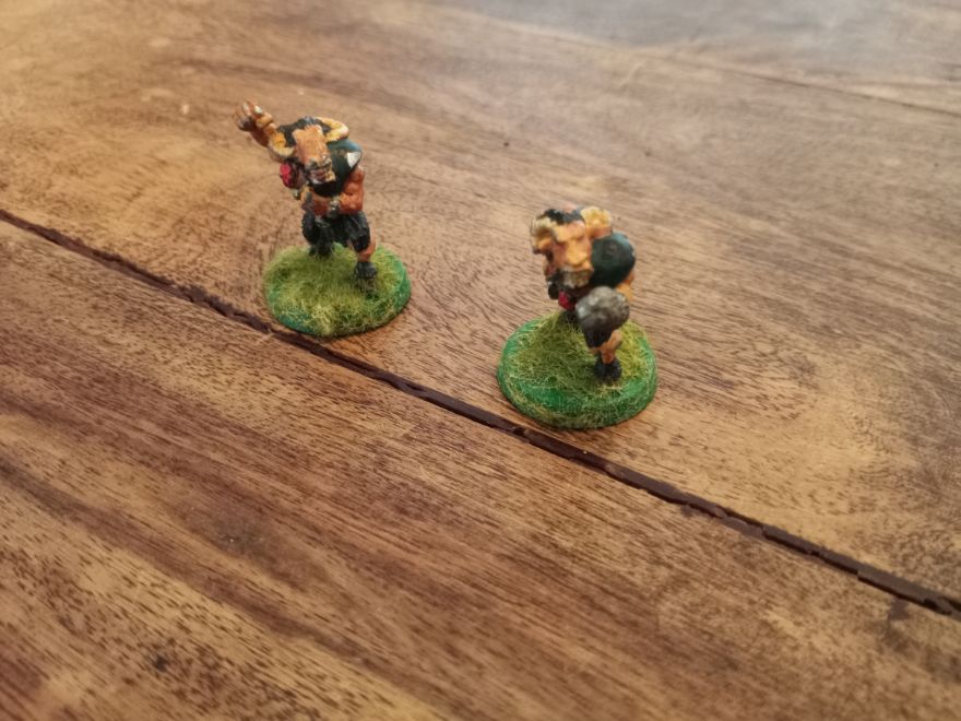 Blood Bowl Chaos Beastman Lineman X2 Metal Games Workshop