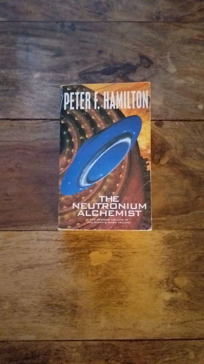 The Neutronium Alchemist by Peter F. Hamilton 1997 - books
